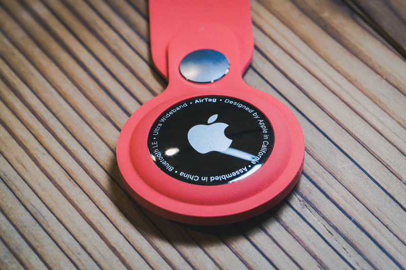AirTag ケース シリコン 鍵につける
